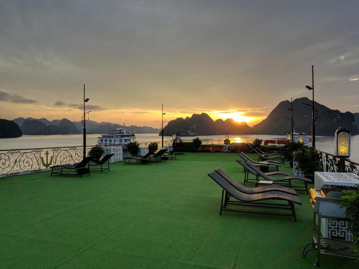 Hotel Halong Aquamarine Royal Cruise Hạ Long Exterior foto
